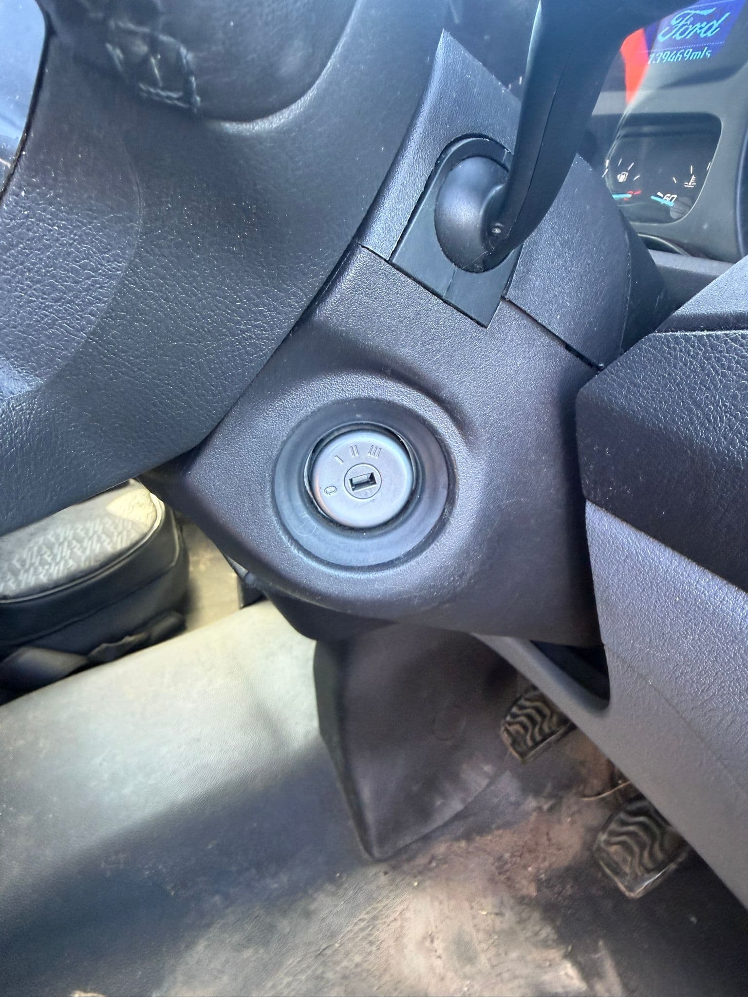 Ford ignition barrel replacement by Autelix